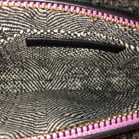 Rebecca Minkoff lilac crossbody - Picture 3 of 3